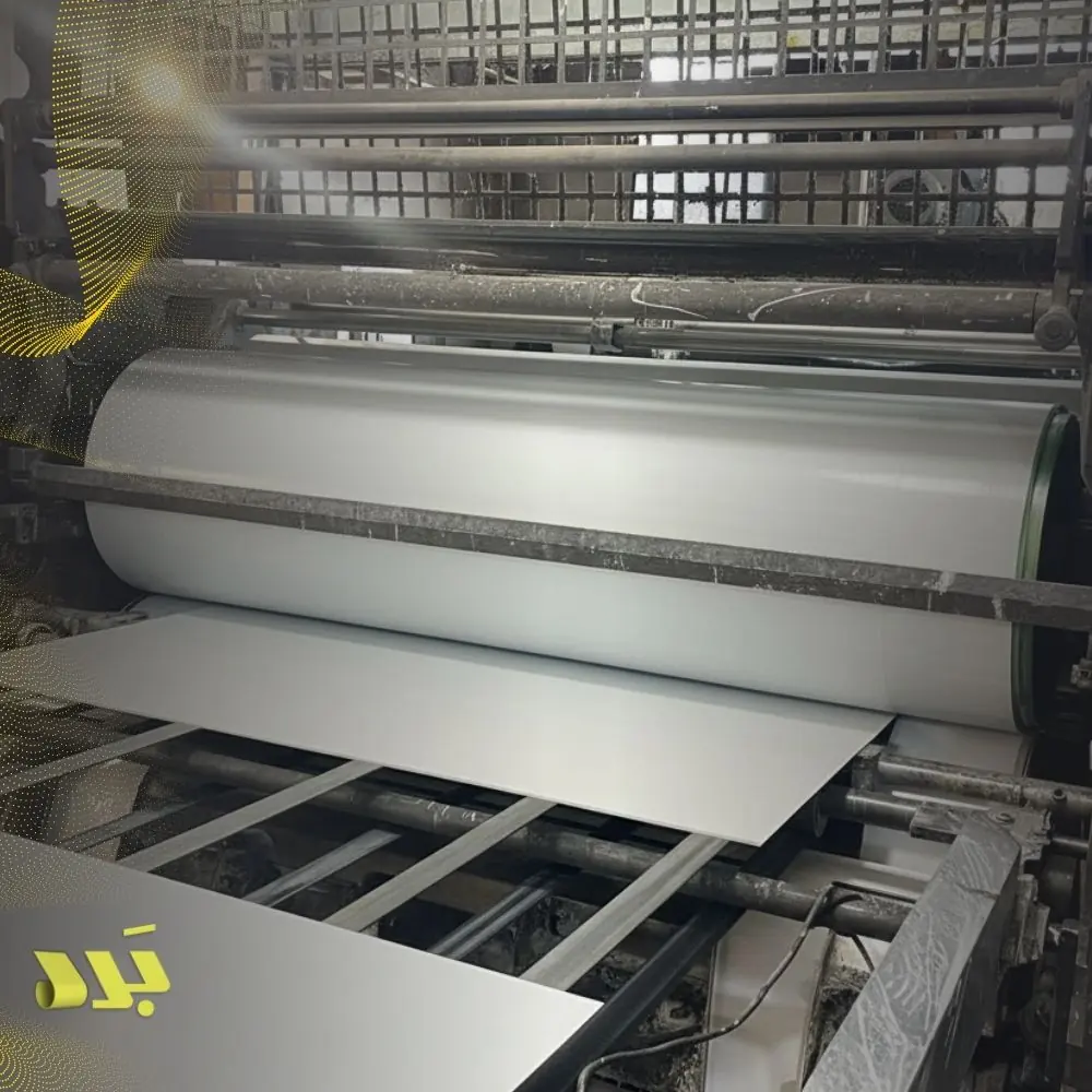 لاک زن ورق تینپلیت کارخانه قوطی سازی ارمغان گلبهار - لاک داخلی قوطی مناسب برای رب، کنسرو و نوشیدنی | ارمغان گلبهار